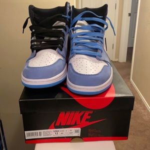 Jordan 1 university blue
